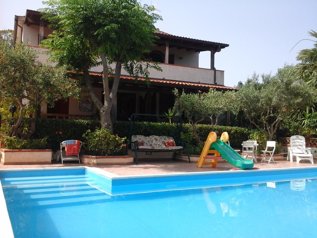 Nonnasara Bed And Breakfast Valderice Dış mekan fotoğraf